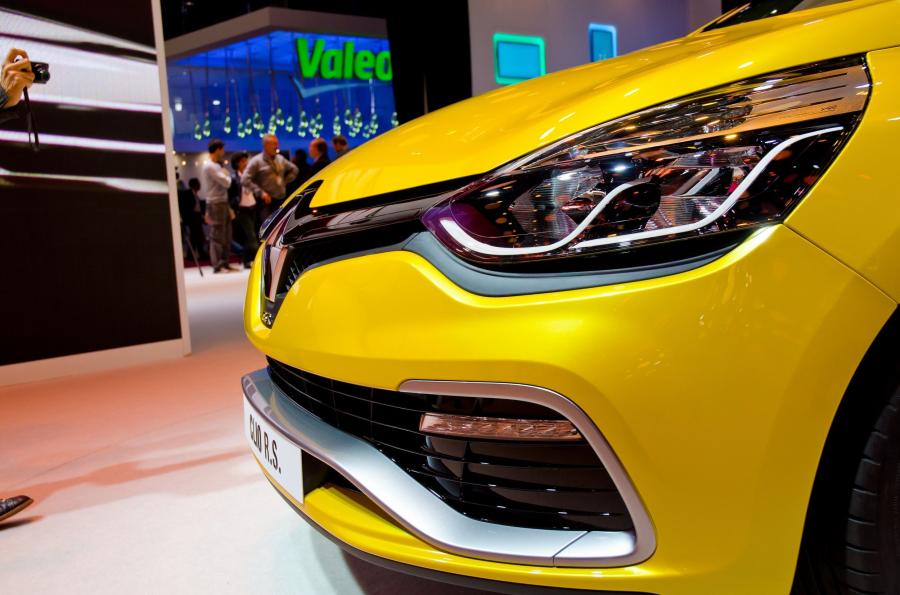  Renault Clio 2013 года  (фото 7 из 90)